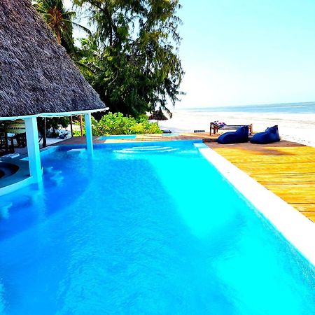 Blue Palm Zanzibar Acomodação com café da manhã Bwejuu Exterior foto